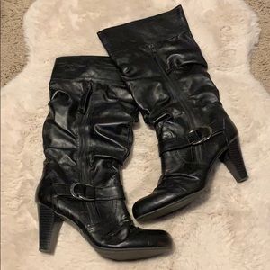 Guess black boots, 15” calf circumference